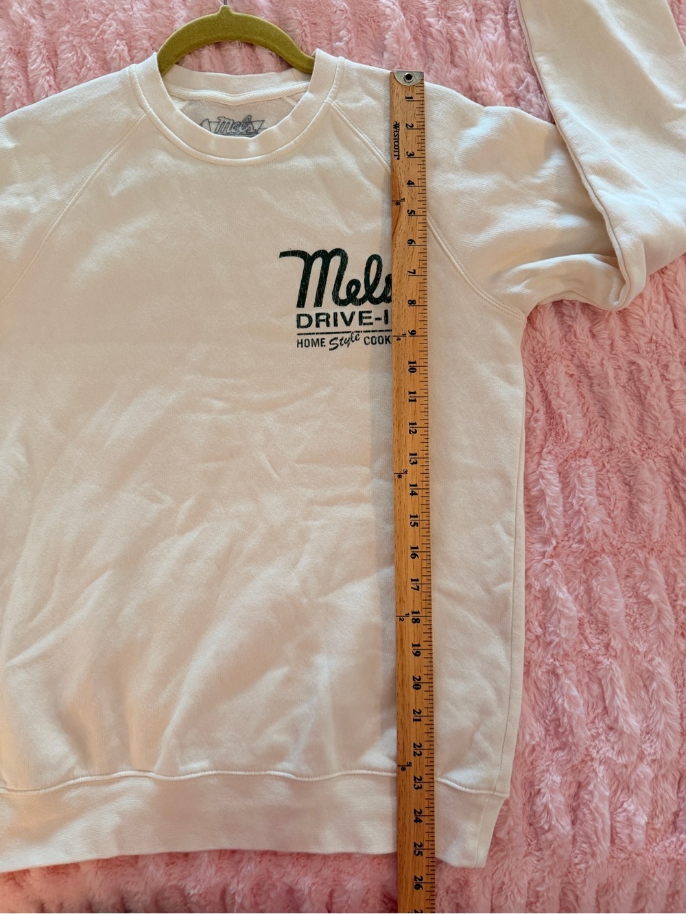 MEL’S DRIVE-IN DINER Oversized Graphic Sweatshirt - Picture 9 of 10